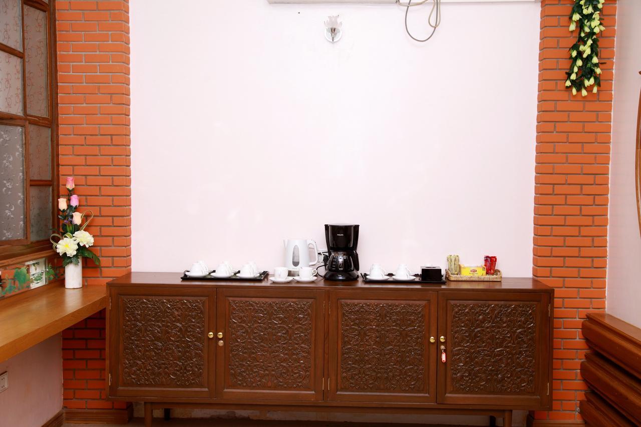 Sule Sapphire Inn Yangon Bagian luar foto